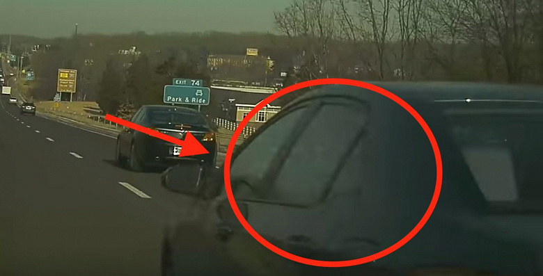 Видео дня: автопилот Tesla Model 3 смог избежать ДТП в очень сложной ситуации